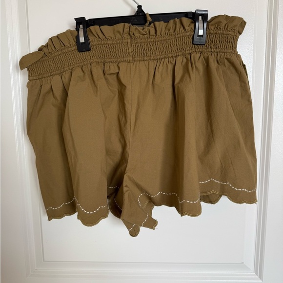Anthropologie Scallop Hem Paperbag Shorts Medium - Picture 4 of 5